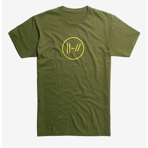 Twentyonepilots merch graphic tshirt